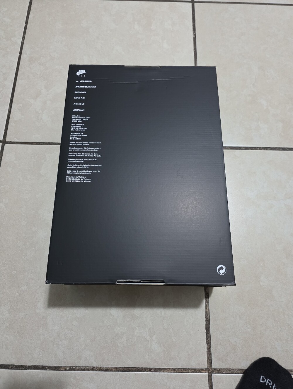 Empty Shoe Box - Picture 5 of 6